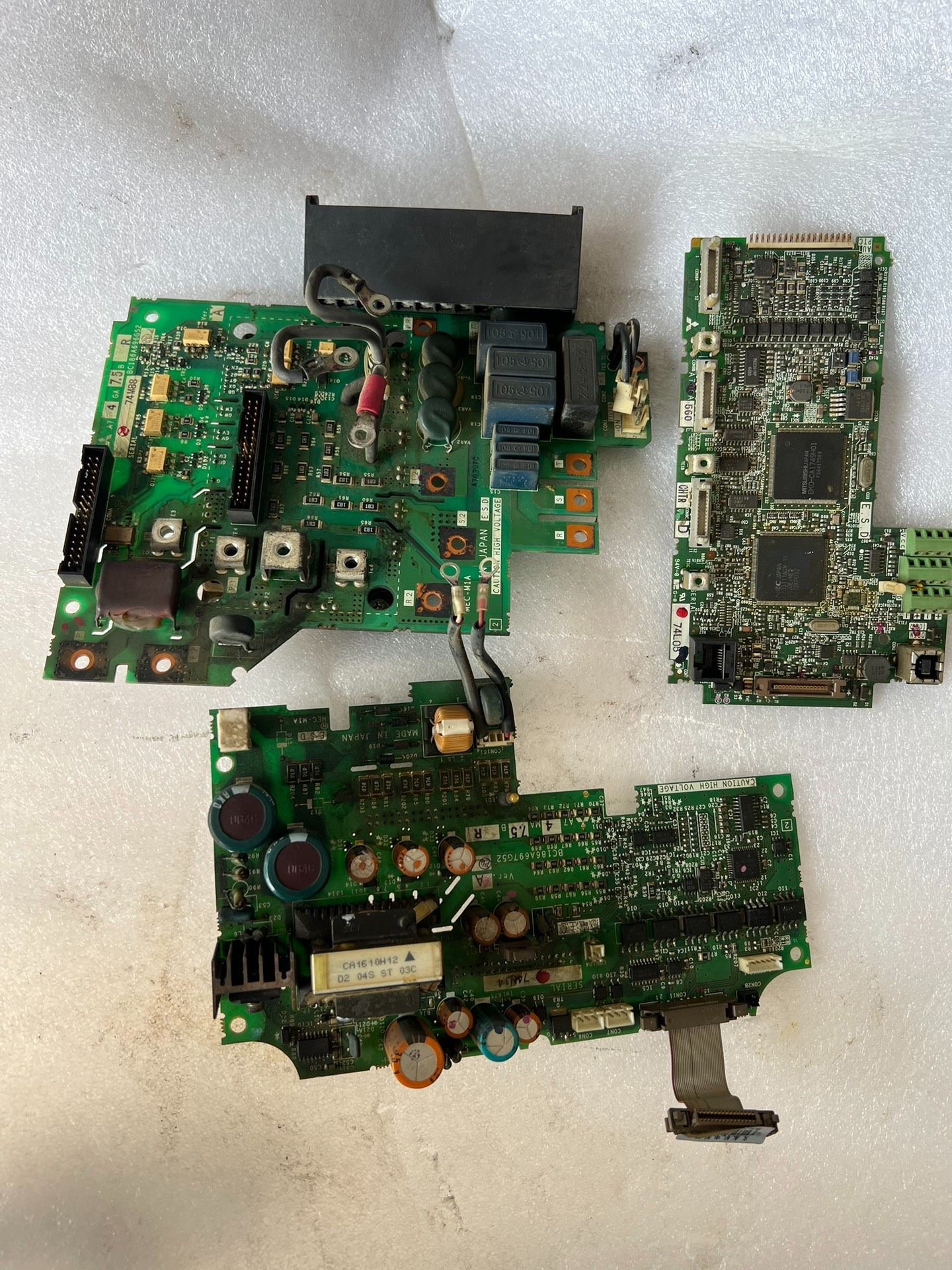 三菱变频器A740 主板驱动板连模块