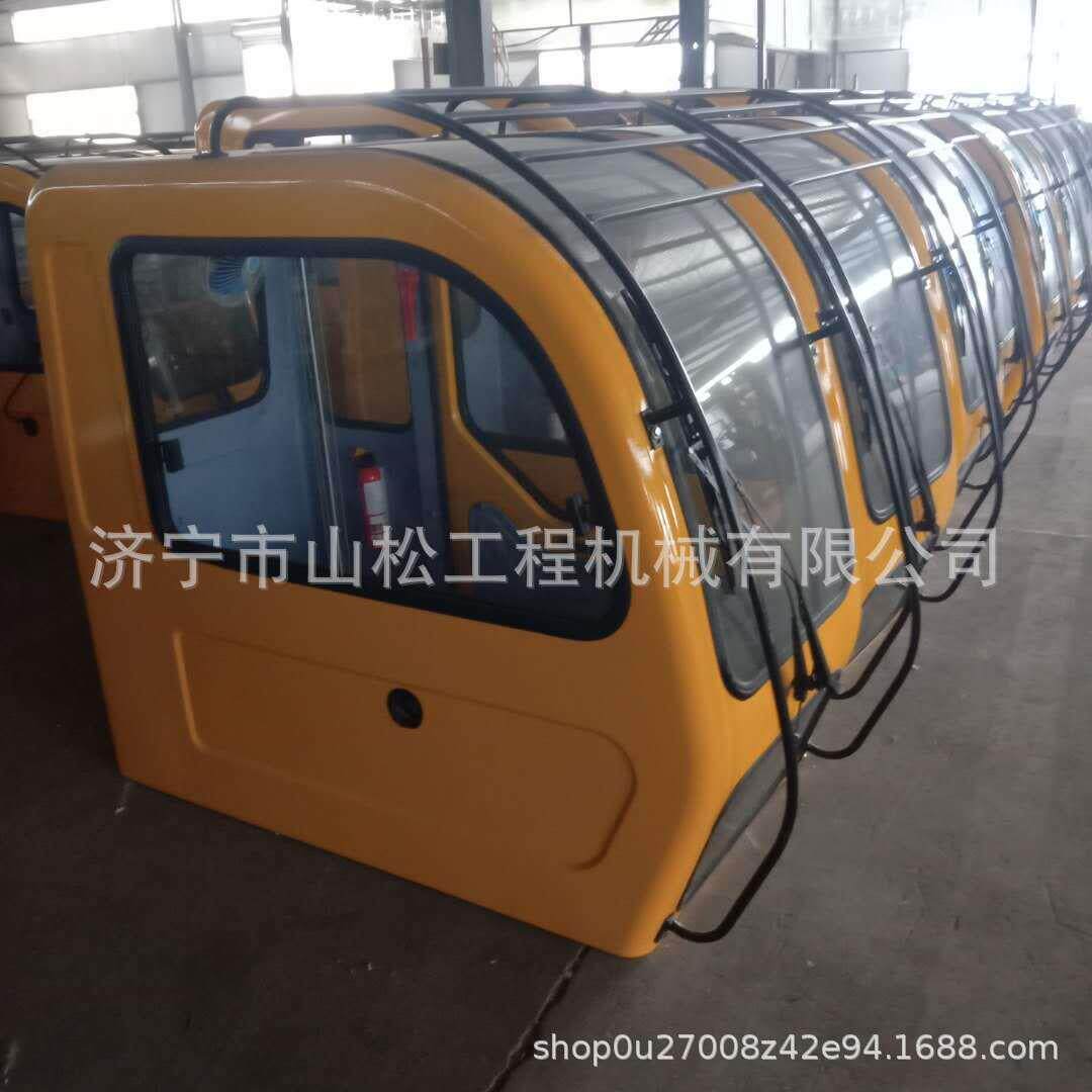 徐工16D吊车驾驶室 徐工16D吊车操作室 徐工吊车驾驶室前档玻璃