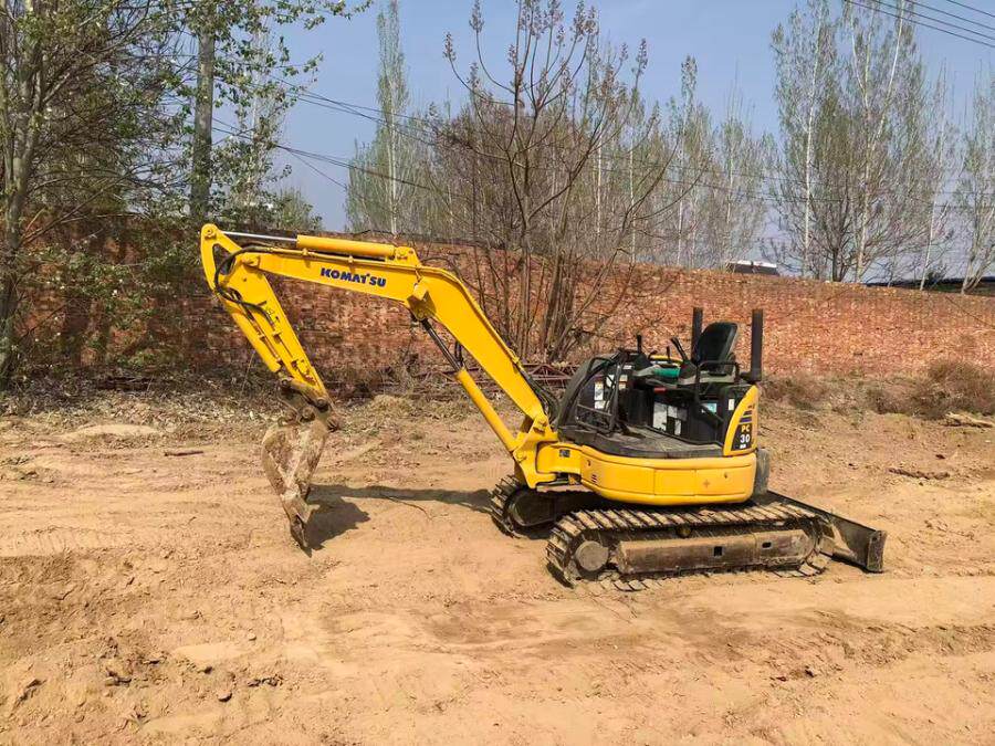 4月8日邢台小松30挖掘机网络拍卖公告