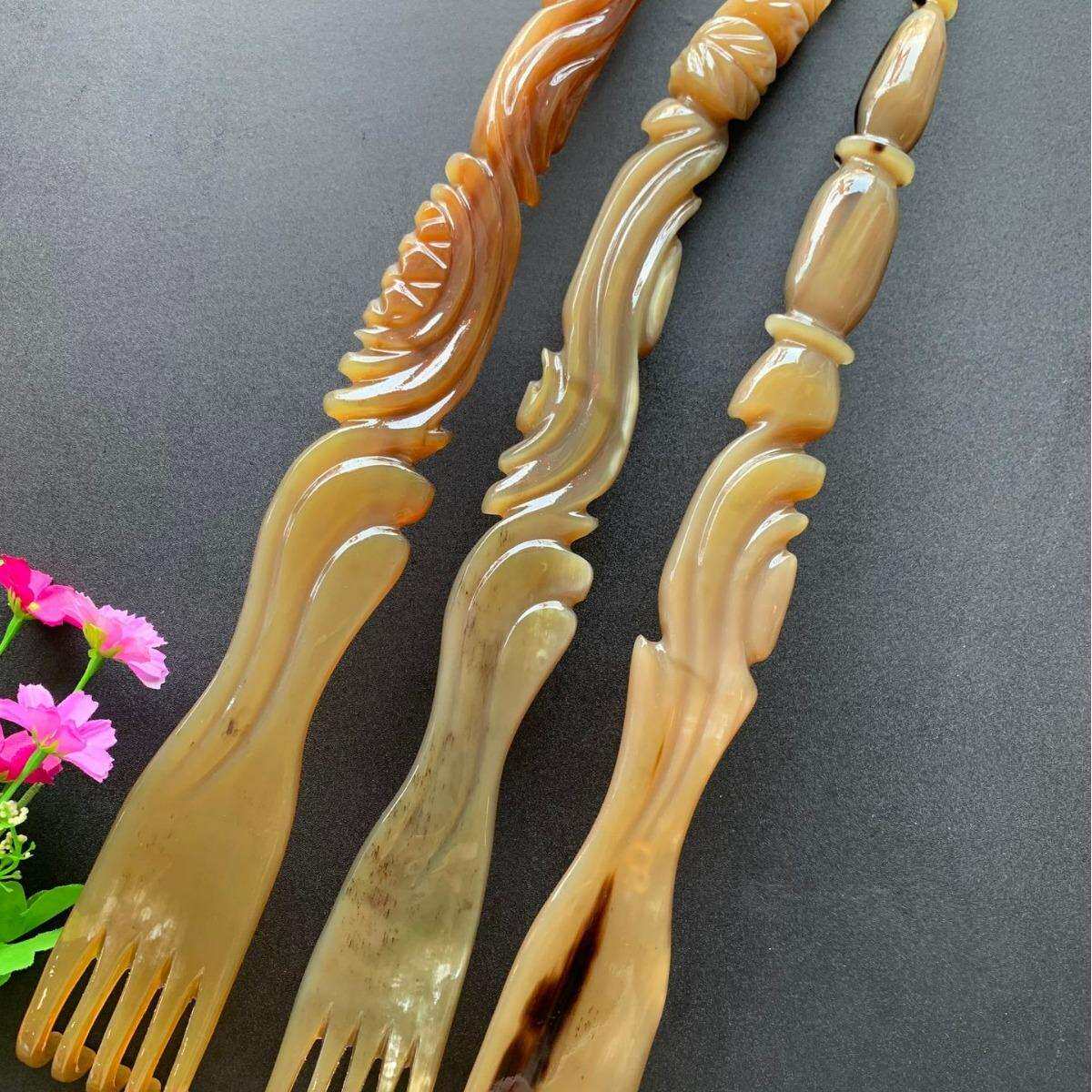 精品牛角痒痒挠牛角不求人抓背按摩工具不伤皮肤牛角梳厂家