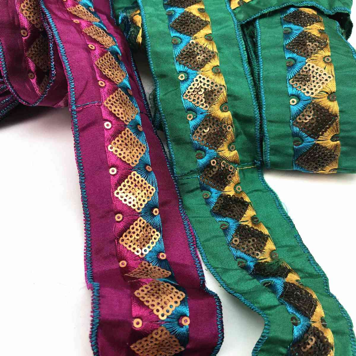 色丁布底彩色亮片刺绣条码花边 服装鞋材织带花边辅料 花边批发