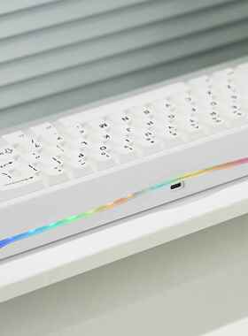 “Meletrix”变焦65V3三模式开槽雾尾灯屏幕版定制键盘套件