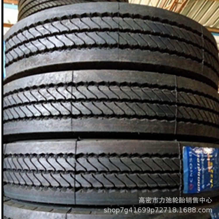 13R22.5汽车轮胎真空胎货车卡车半挂车轮胎花纹加深抗扎13r22.5