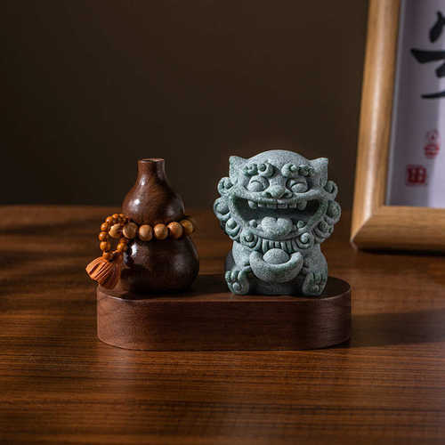 车载龙年貔貅汽车摆件车内饰品平安风狮爷香薰中控台胡桃木男士
