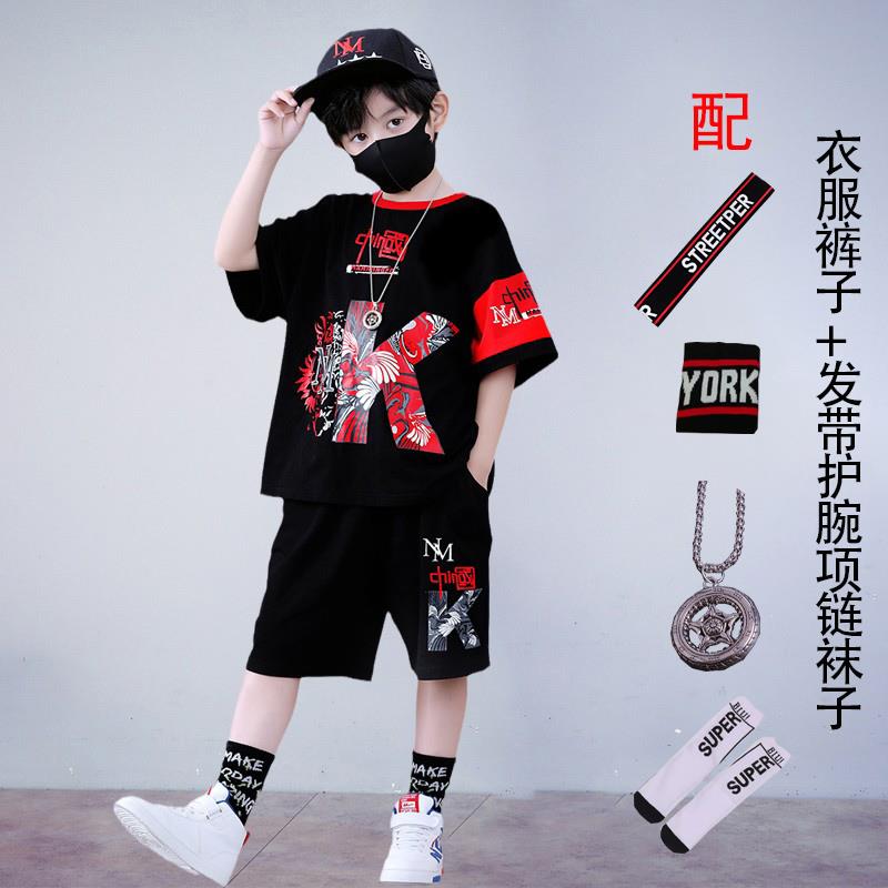 高档六一儿童演舞出儿服男童嘻哈街舞套装新款气幼园男孩蹈表演帅