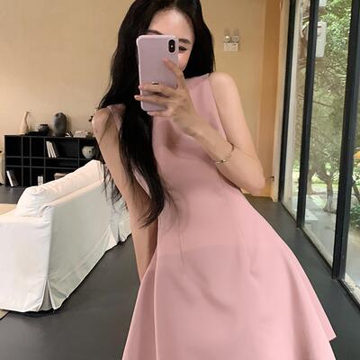 FN 2026夏季法式绝美V领碎花洋装女气质收腰长裙茶歇裙