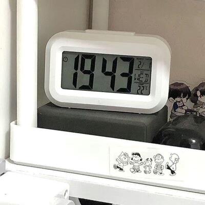 桌面迷你小时钟夜光电子小闹钟计时学生用床头走时便携智能电子