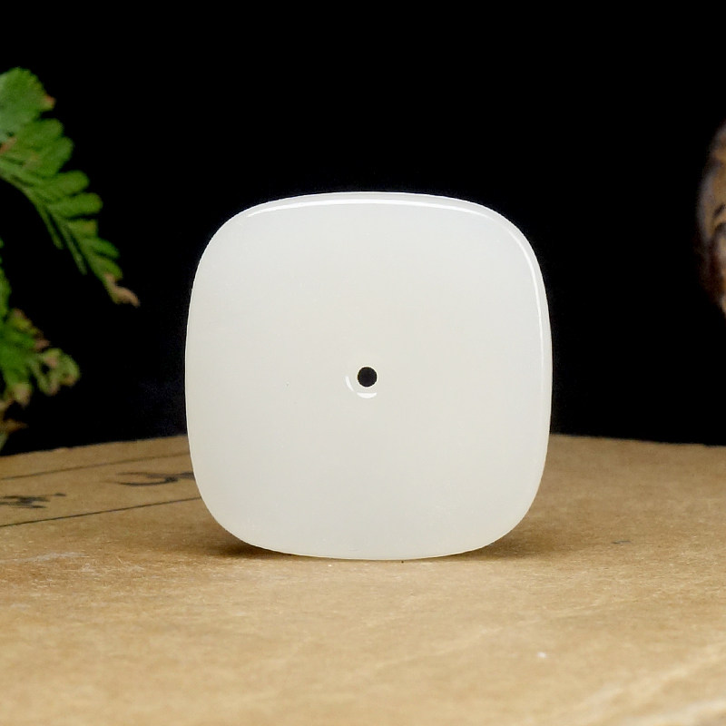 Q天然保真新疆和田玉白玉黑山料高冰高油高脂平安扣吊坠16.90g,珠宝/钻石/翡翠,颈饰,淘宝优惠券,粉丝福利购,淘宝优惠卷