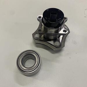 适用于04-07老威驰前后轮芯轴承后轮毂底座前轮毂轴承