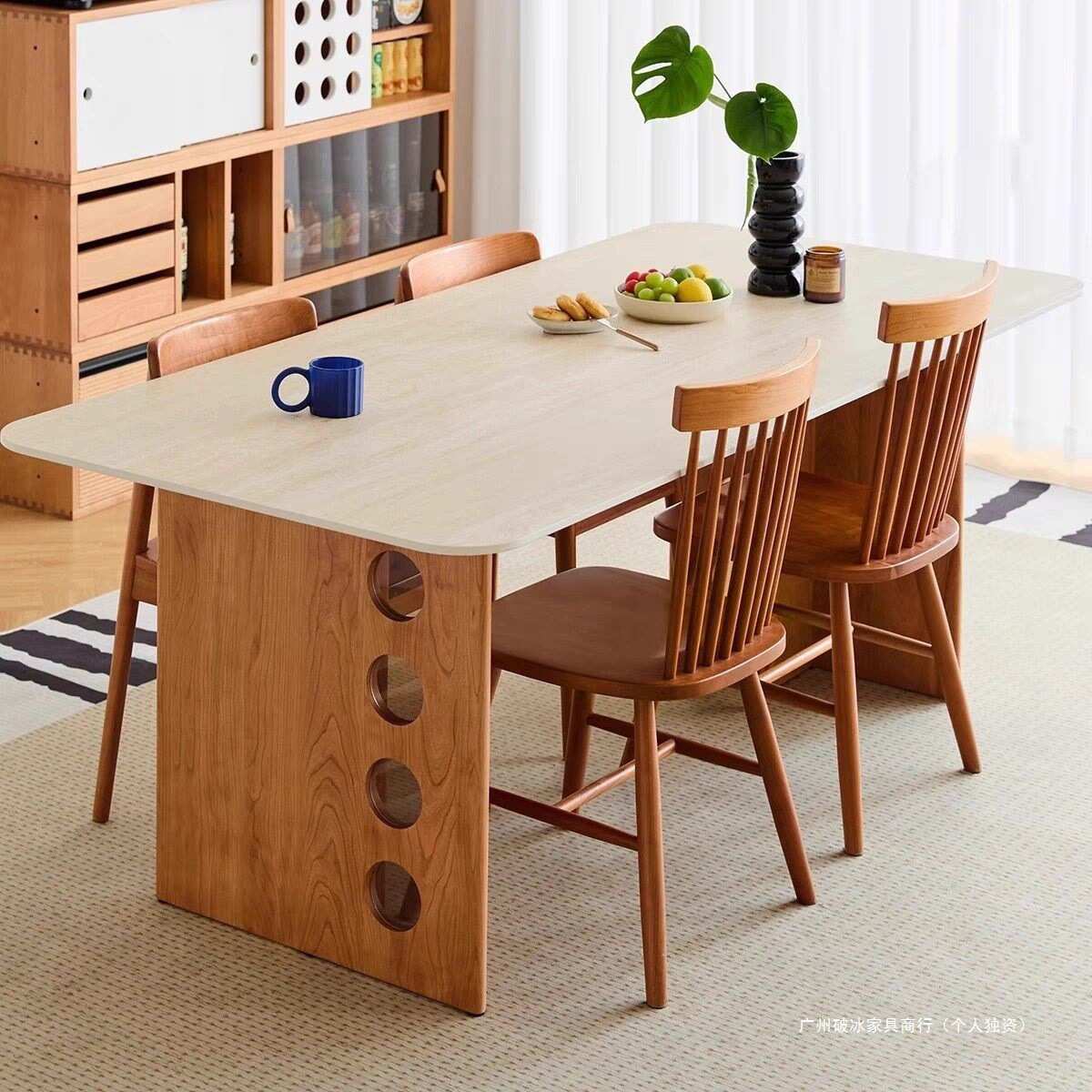 北欧中古风洞石岩板餐桌实木简约家用小户型设计师复古原木风饭桌