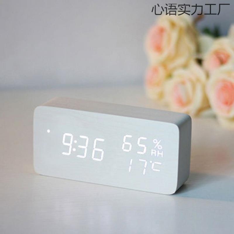 北欧日式木质闹钟木头钟复古木纹时钟静音夜光湿度客厅卧室床头钟