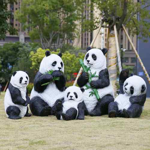 户外仿真熊猫雕塑摆件玻璃钢动物园林景观幼儿园草坪庭院落地装饰