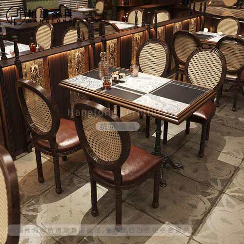 美式酒馆桌椅组合复古酒吧清吧实木桌子威士忌吧网红餐吧餐饮桌椅