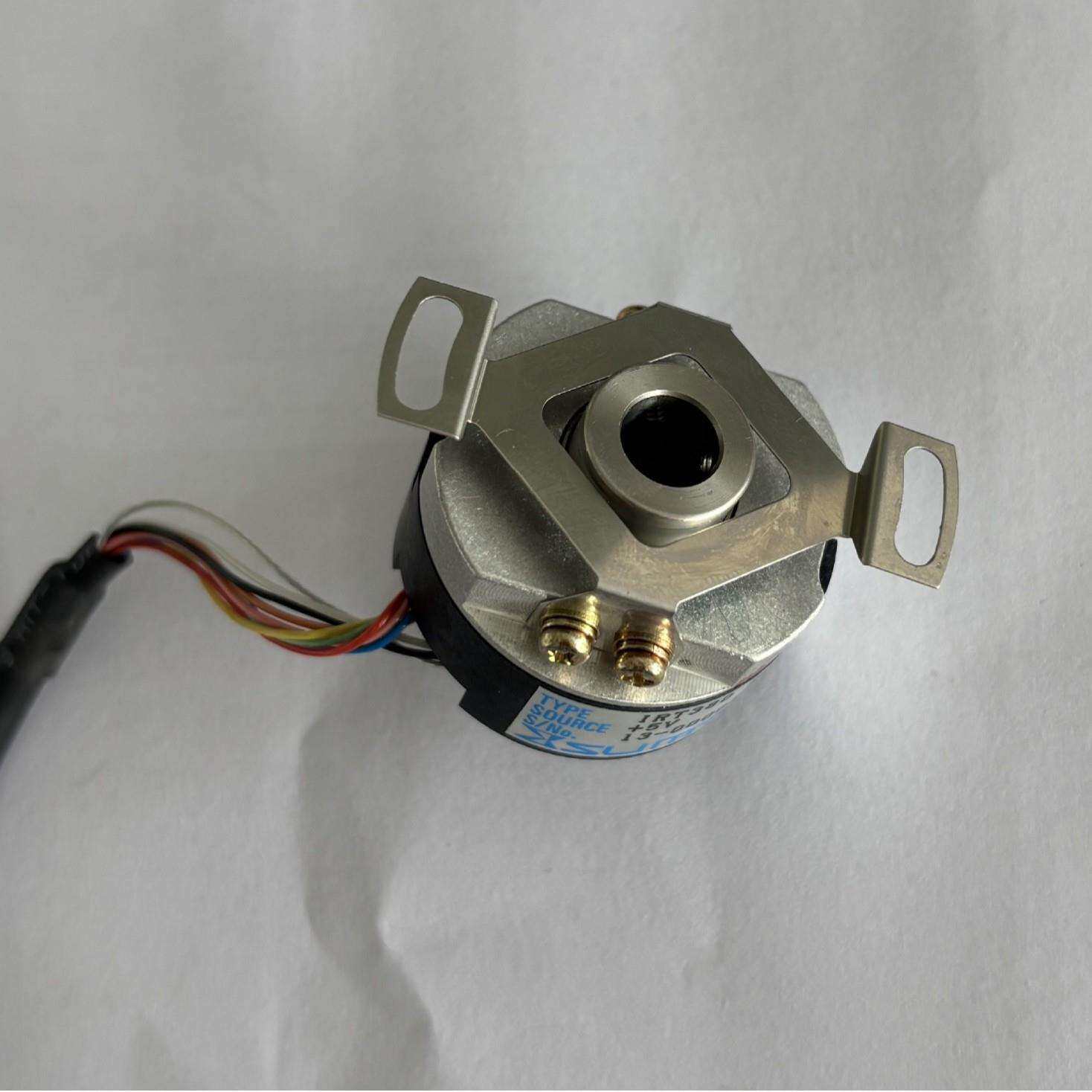 IRT380 2500(4)P/R旋转编码器IRT381-2500光电编码器