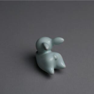 汝窑小玉兔可爱兔子有趣开片可养陶瓷摆件小茶宠茶玩笔架茶具配件
