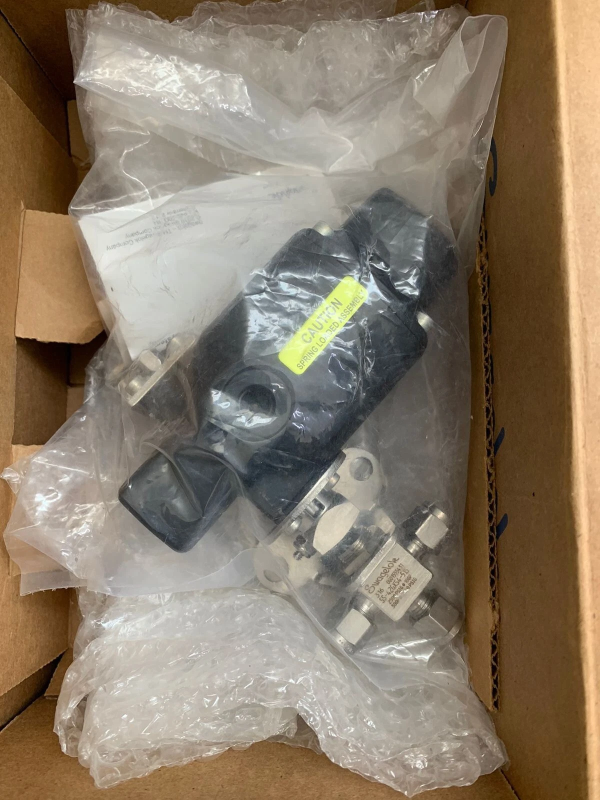 世伟洛克/三向球阀带执行器/SS-42GXS4-51S /