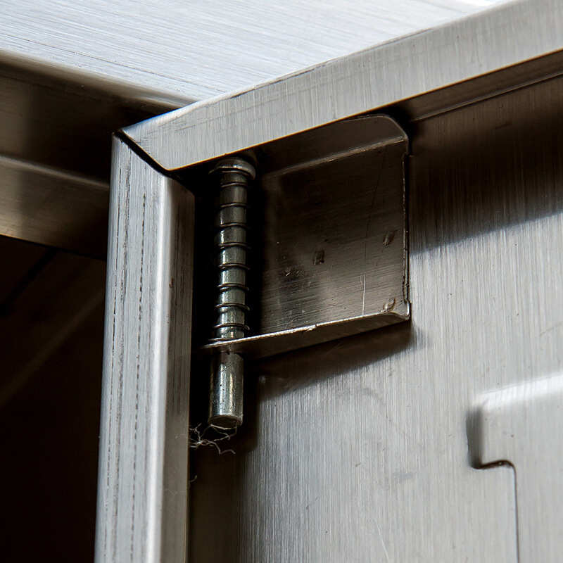 不锈钢九门更衣柜宿舍储物柜不锈钢防水防尘柜无尘车间员工换衣柜