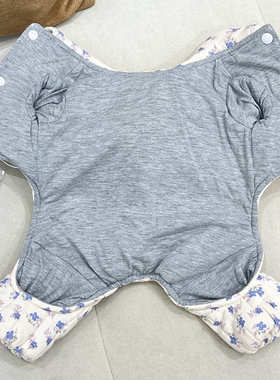 秋冬熊博美小雪迪比狗狗宠物衣保暖瑞纳新款腿约克夏贵宾泰四猫咪