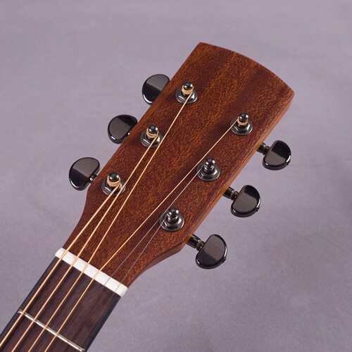 38寸单板民谣吉他 初学者亮光无标guitar 云杉面单沙比利木吉他