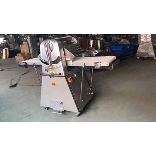 广州供应大型落地式开酥机面包酥皮食品压面机系列产品