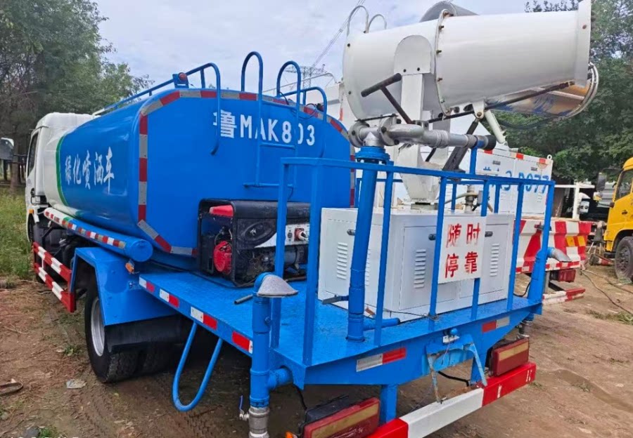 3月6日济宁二手车18年东风多利卡洒水车一辆网络拍卖公告