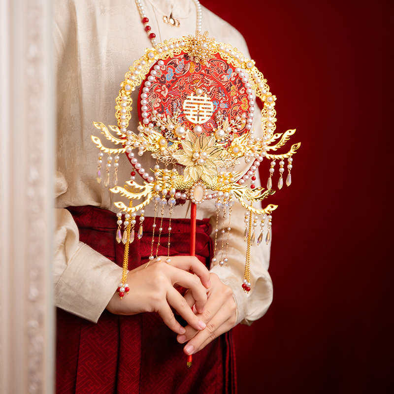 婚四时吉祥团扇结婚明材料新娘制diy新品流苏刺绣中式重工包红色
