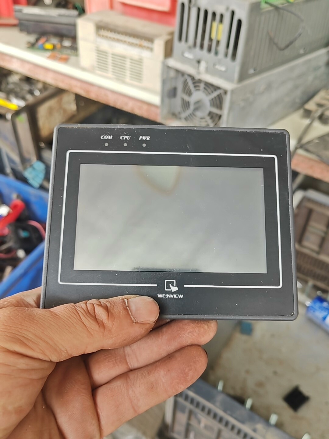 威纶触摸屏