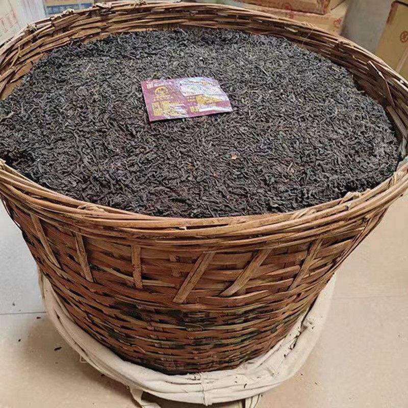 三河六宝茶广西梧州茶厂55202大篮包装2015年陈酿250g花蜜果味红