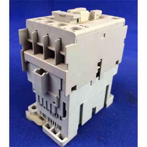 AB接触器/继电器100-C09E*400100-C09*400