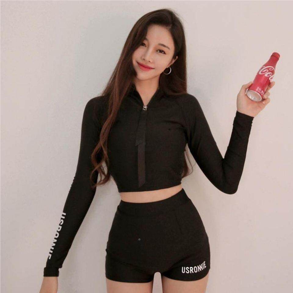 韩国运动长袖泳女守衣平角瘦小胸显聚保拢分体比基TQO尼温泉游泳