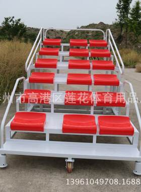 LH-609 田径场地移动式终点裁判台 18座伸缩式终点计时台裁判看台