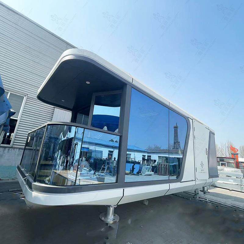新款星舰太空舱现代落地窗集装箱改造小屋野外旅游活动预制船屋
