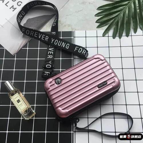 17cm洗漱包硬壳手拿包旅行便携学生文具收纳包PC迷你化妆包