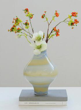 现代简约渐变纹花瓶仿真花摆件家居样板房客厅玄关台面郁金香装饰