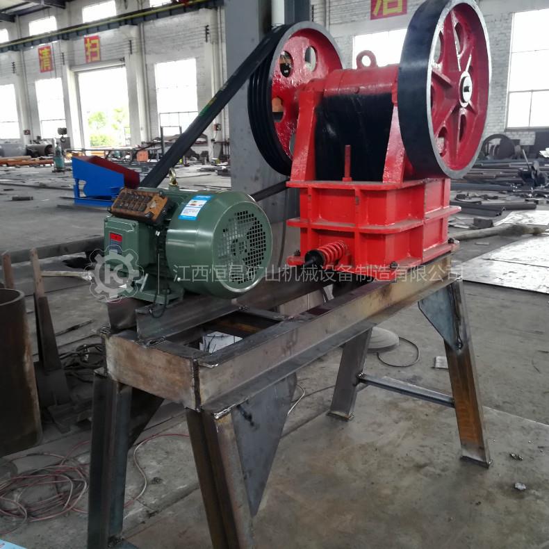 货现供应锰鄂式破机鄂板鄂GFQ式破碎碎机厂家高钢颚式破石机配件