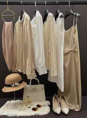 华铭样板间衣帽间服饰衣服丝巾现代简约帽子帽架包包软装饰品套装