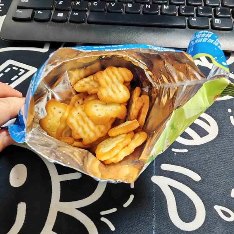 西域美农欧若姆高钙鲜牛乳饼干420g独立小包儿童健康零食营养小吃