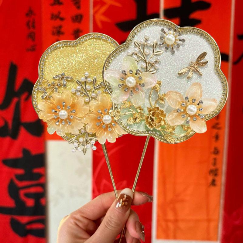 中式婚礼迎亲手持迷你小团扇复古流苏秀禾扇新娘旗袍造型拍照道具