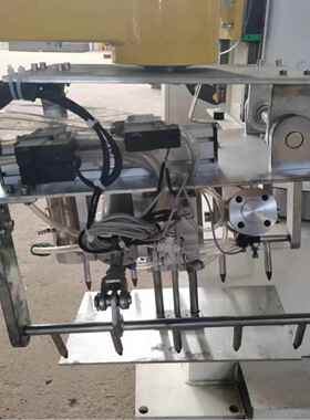 码垛机器人抓手TPT尼粉包工程腻爪粉齿立龙子柱堆垛机抓手吸盘