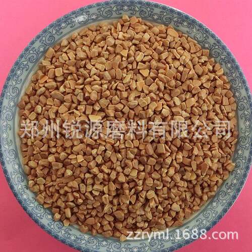 供应核桃壳磨料金属滚筒抛光用核桃砂型号有4#欢迎来电咨询喷砂