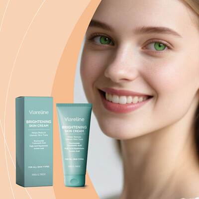 VIARELINE Brightening Moisturizing Cream - A refreshing and