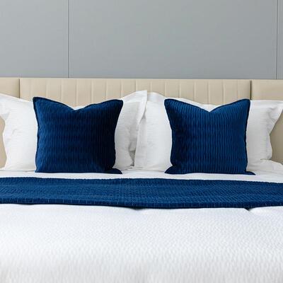 蓝色床尾抱枕组合巾酒店民宿床品DRZ现约代简床旗样宝板间大靠枕