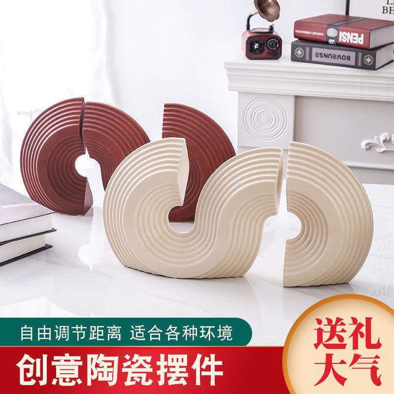 北欧风格创意陶瓷工艺摆件现代几何建筑设计造型摆件酒店软装饰品