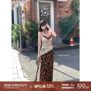 溺水三魚(yú)假兩件吊帶連衣裙女夏掐腰辣妹純欲穿搭海邊度假碎花長(zhǎng)裙