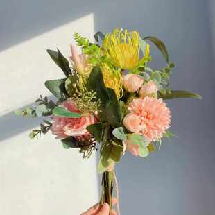 2020新品 M137手札花束ins仿真花批发假花婚礼货源