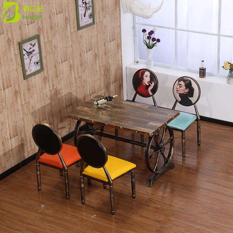 厂家直供全实木复古做旧车轮餐桌 茶餐厅咖啡厅休闲车轮餐桌