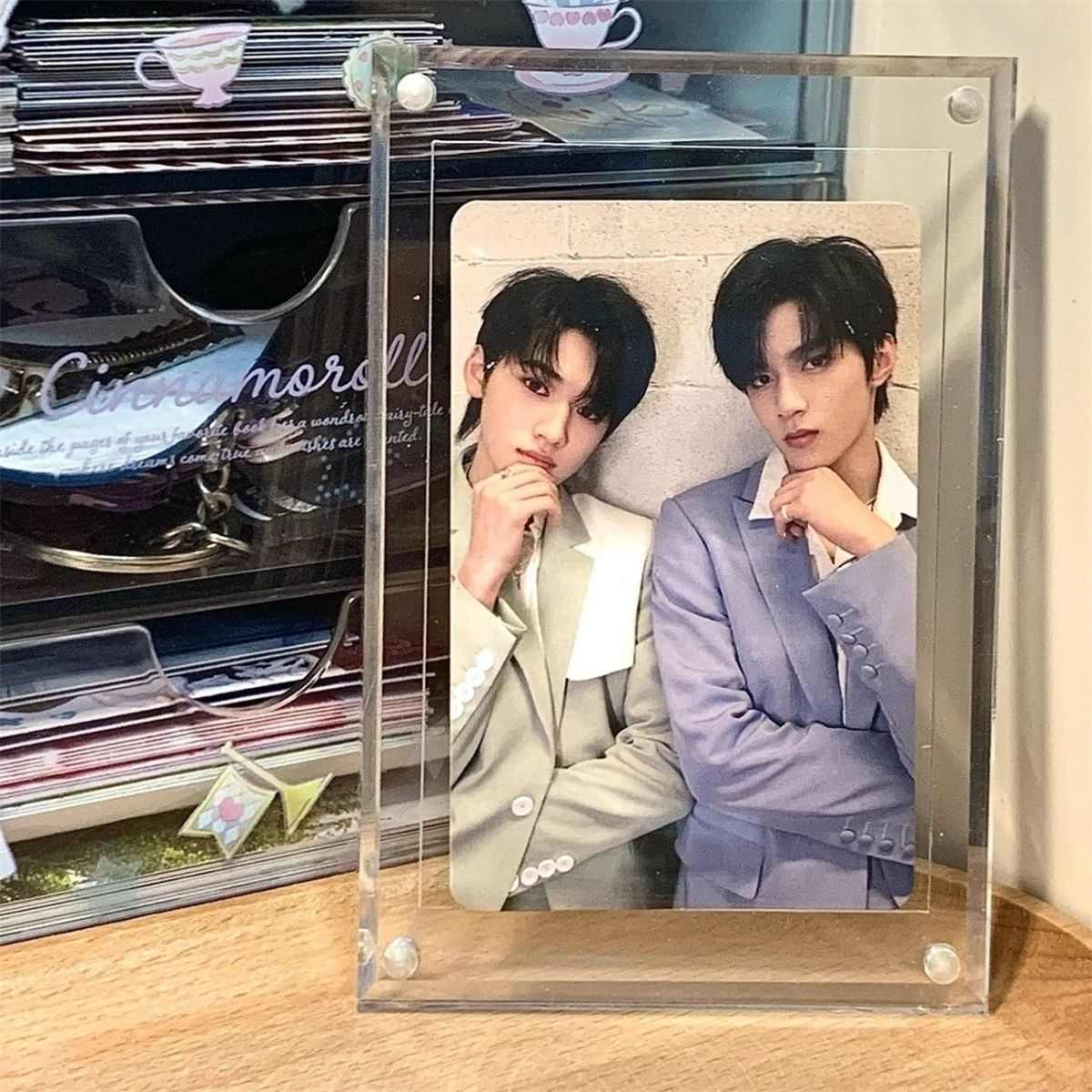 亚克力相框夹展示3寸带卡槽爱豆照片制品透明磁吸相框立式卡