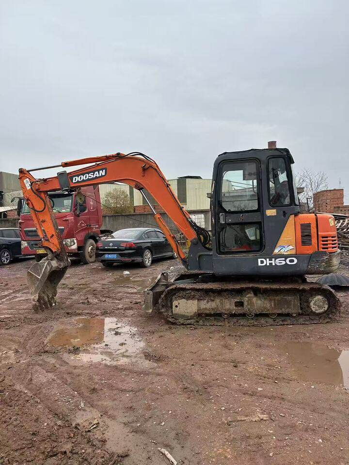 3月23日金华斗山55挖掘机带卷扬机网络拍卖公告