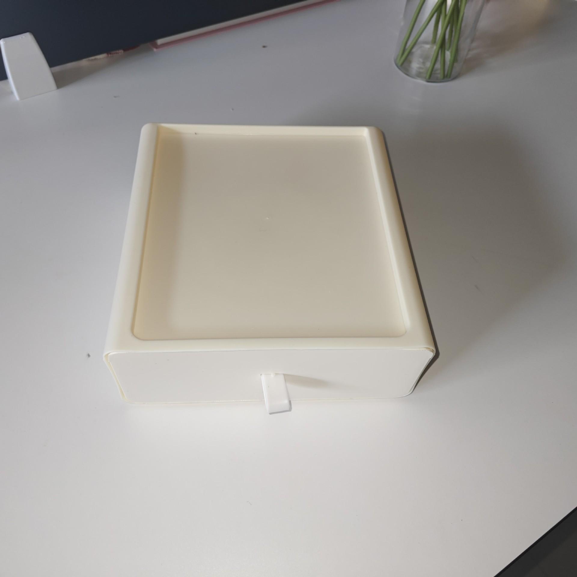 办公室礼品盒化妆品塑料跨境桶