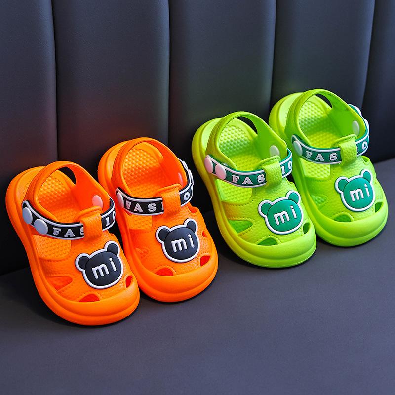 一两岁宝宝凉鞋可踩水湿水下水男宝婴幼儿玩水塑料夏季女款2024新